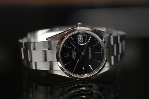 Rolex Oyster Perpetual Date 15200