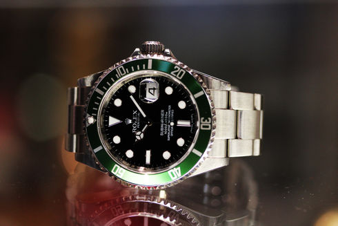 ROLEX SUBMARINER 16610LV The 50th Anniversary