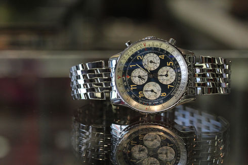 BREITLING Navitimer 1461 Limited Edition  A382C18LBA