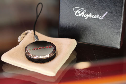 ショパール（CHOPARD）携帯ストラップ ‘ クラシックレースモデルが入荷しました。