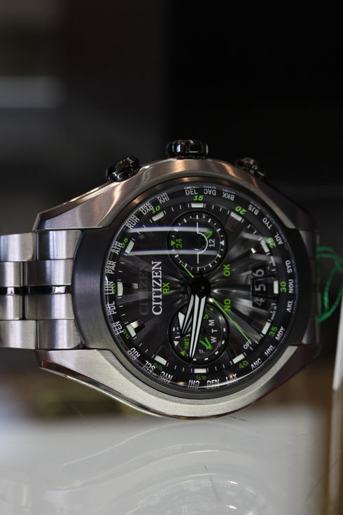 Citizen Eco-Drive Satellite Wave-Air【CC1054-56E】