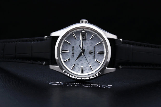 The CITIZEN AQ4001-08 LIMITED MODEL Eco-Drive Chronomaster