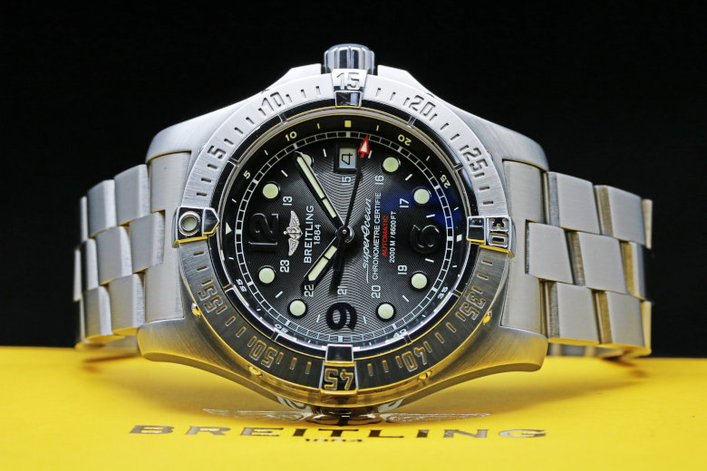 Breitling Superocean Steelfish Automatic Mens Watch A17390
