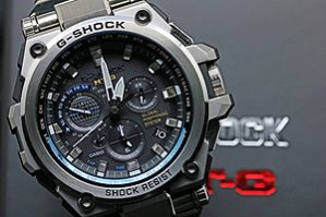 カシオ G-SHOCK GPSハイブリッド電波ソーラー MTG-G1000D-1A2JF