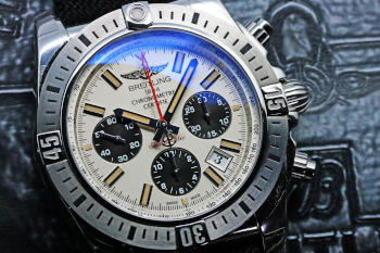 BREITLING Chronomat 44 AIRBORNE A005G86PA