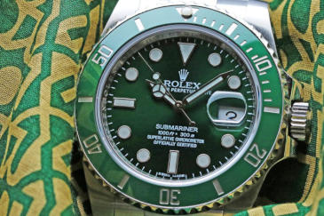 ROLEX Green Submariner Date 116610LV