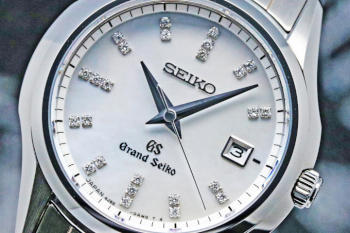 GRAND SEIKO LADIES QUARTZ STGF083 29.5mm