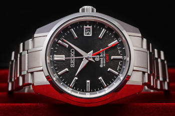 Mechanical Hi-Beat 36000 GMT SBGJ003