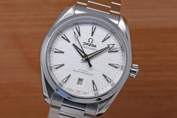 SEAMASTER 220.10.38.20.02.001