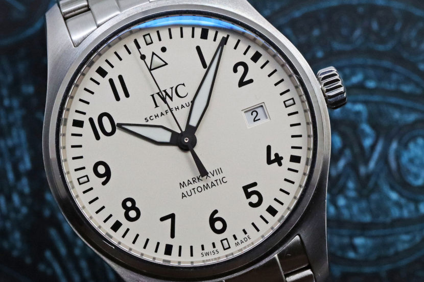 IWC マーク１８　白文字盤　IW327012