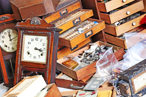 町の時計屋さんの閉店、廃業などに伴う在庫買取を積極的に行っております。
