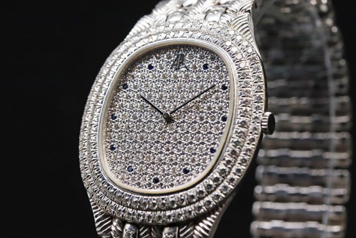 Audemars Piguet Diamond Sapphire Watch 56478 18KWG (5)